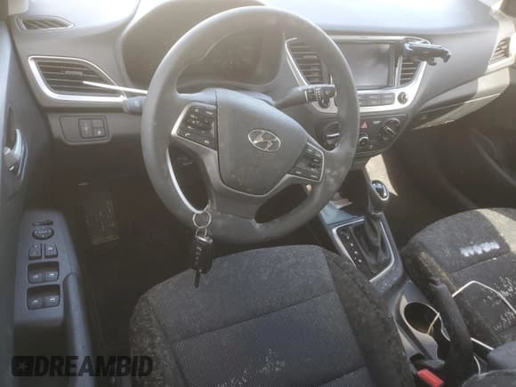 ✅ 2018 Hyundai Accent SEL • VIN: 3KPC24A39JE023910 • Лот: 78801214. Опубликован ранее на Copart с пробегом Не указан. Бесплатный доступ к архиву аукционных продаж из США и подробный отчёт об истории автомобиля на DreamBid. Изображение 8.