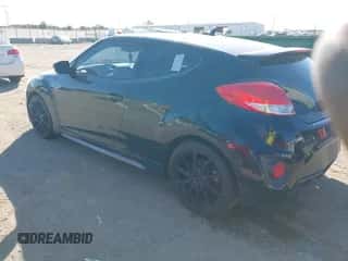 2016 Hyundai Veloster Turbo with VIN KMHTC6AE9GU261675, listed as a IAAI auction lot 43472782 with 158,995 mi miles and . Bid and sale history available at DreamBid. Image 3.