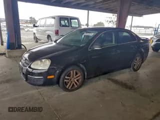 ✅ 2005 Volkswagen Jetta 2.5L • VIN: 3VWSG71K15M615252 • Lot: 95923875. Listed on Copart with 116,120 mi. Free auction sales archive from the USA and detailed vehicle history report at DreamBid. Image 1.