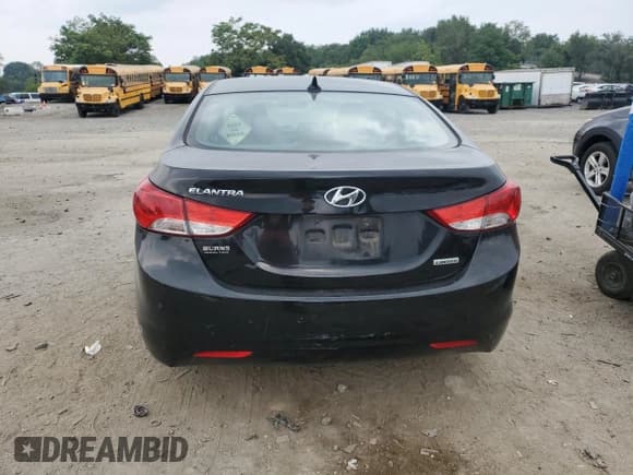 ✅ 2013 Hyundai Elantra Limited • VIN: KMHDH4AE2DU861251 • Lot: 67797435. Listed on Copart with 122,202 mi. Free auction sales archive from the USA and detailed vehicle history report at DreamBid. Image 6.