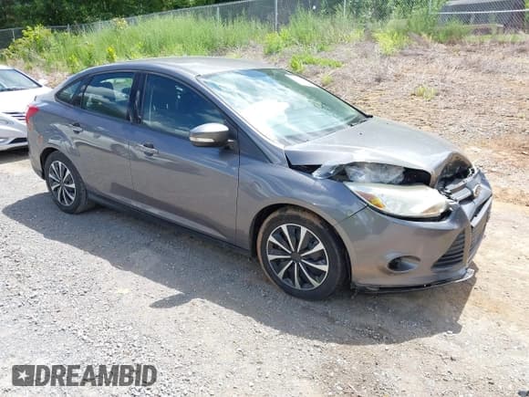 ✅ 2012 Ford Focus SE • VIN: 1FAHP3F26CL478487 • Lot: 42324934. Listed on IAAI with 87,667 mi. Free auction sales archive from the USA and detailed vehicle history report at DreamBid. Image 1.