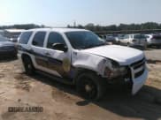 ✅ 2013 Chevrolet Tahoe Commercial • VIN: 1GNLC2E01DR281128 • Lot: 43026550. Wystawiony na IAAI z przebiegiem 156 342 mil. Bezpłatny archiwum sprzedaży aukcyjnych z USA i szczegółowy raport historii pojazdu na DreamBid. Zdjęcie 1.