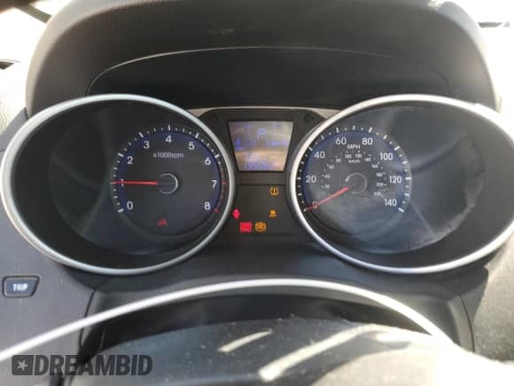 2013 Hyundai Tucson GLS z VIN KM8JU3AC6DU602057, wystawiony jako Copart lot #68757024 z przebiegiem 135 062 mil mil oraz Szkoda całkowita • Salvage title. Historia ofert i sprzedaży dostępna na DreamBid. Obrazek 9.