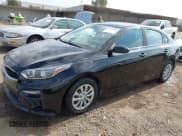 ✅ 2019 Kia Forte LXS • VIN: 3KPF24AD2KE009662 • Lot: 43858365. Wystawiony na IAAI z przebiegiem 36 355 mil. Bezpłatny archiwum sprzedaży aukcyjnych z USA i szczegółowy raport historii pojazdu na DreamBid. Zdjęcie 17.