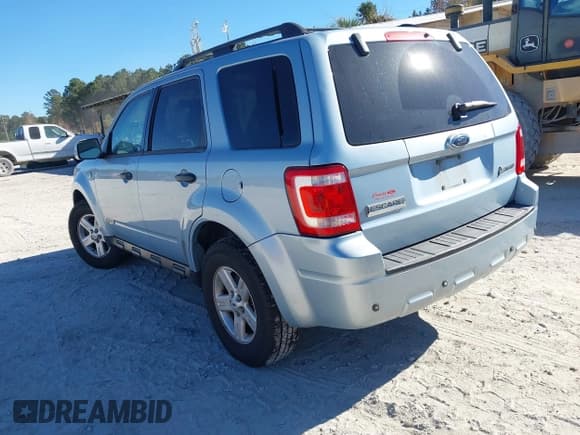 ✅ 2008 Ford Escape Hybrid • VIN: 1FMCU59H38KE09824 • Lot: 43705664. Wystawiony na IAAI z przebiegiem 193 367 mil. Bezpłatny archiwum sprzedaży aukcyjnych z USA i szczegółowy raport historii pojazdu na DreamBid. Zdjęcie 3.