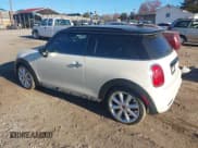 ✅ 2017 MINI Hardtop Cooper S • VIN: WMWXP7C52H3C61781 • Lot: 43684576. Wystawiony na IAAI z przebiegiem 26 006 mil. Bezpłatny archiwum sprzedaży aukcyjnych z USA i szczegółowy raport historii pojazdu na DreamBid. Zdjęcie 3.