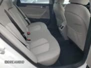 ✅ 2019 Hyundai Sonata • VIN: KMHE14L27KA093101 • Лот: 69629844. Опубликован ранее на Copart с пробегом 34 147 миль. Бесплатный доступ к архиву аукционных продаж из США и подробный отчёт об истории автомобиля на DreamBid. Изображение 10.