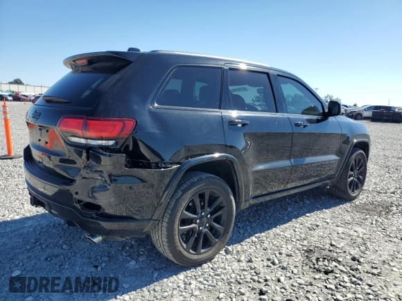 ✅ 2020 Jeep Grand Cherokee Altitude • VIN: 1C4RJFAG3LC177793 • Lot: 82722445. Wystawiony na Copart z przebiegiem 78 167 mil. Bezpłatny archiwum sprzedaży aukcyjnych z USA i szczegółowy raport historii pojazdu na DreamBid. Zdjęcie 3.