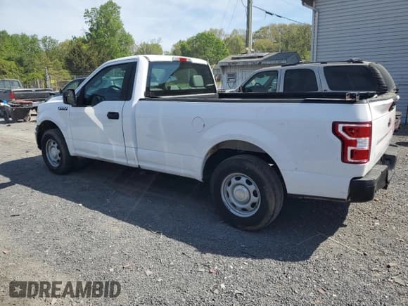 ✅ 2019 Ford F-150 XL • VIN: 1FTMF1CB4KKE70932 • Lot: 54523355. Listed on Copart with 142,641 mi. Free auction sales archive from the USA and detailed vehicle history report at DreamBid. Image 2.