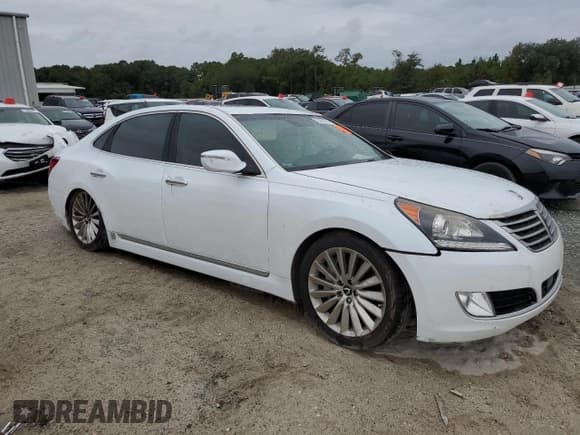 ✅ 2015 Hyundai Equus Ultimate • VIN: KMHGH4JH5FU093081 • Lot: 73026784. Listed on Copart with Not provided. Free auction sales archive from the USA and detailed vehicle history report at DreamBid. Image 4.