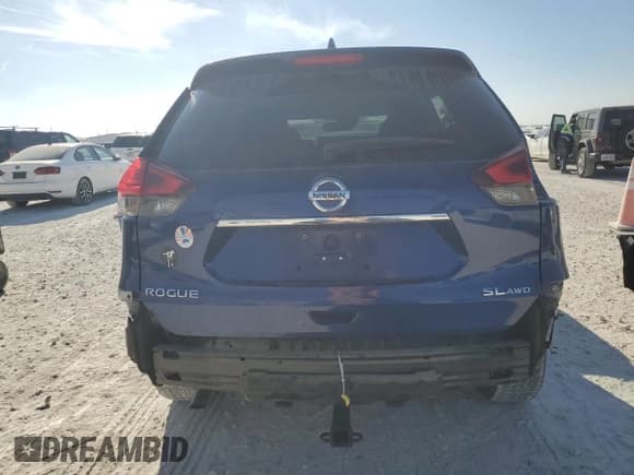 ✅ 2017 Nissan Rogue SL • VIN: 5N1AT2MV9HC745218 • Lot: 86893065. Wystawiony na Copart z przebiegiem 103 899 mil. Bezpłatny archiwum sprzedaży aukcyjnych z USA i szczegółowy raport historii pojazdu na DreamBid. Zdjęcie 6.