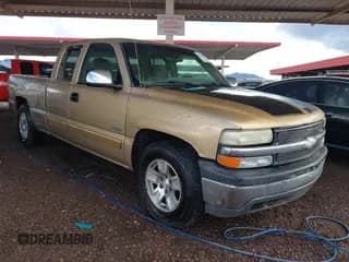 ✅ 2001 Chevrolet Silverado 1500 LS • VIN: 2GCEC19T211172617 • Лот: 43300278. Опубликован ранее на IAAI с пробегом 246 204 миль. Бесплатный доступ к архиву аукционных продаж из США и подробный отчёт об истории автомобиля на DreamBid. Изображение 1.