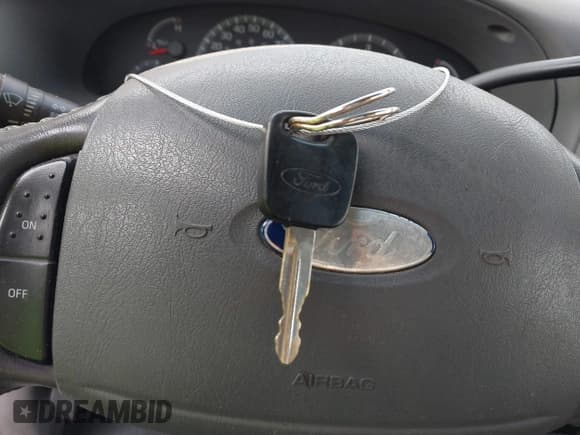 ✅ 2003 Ford F-150 XL • VIN: 1FTRX18L13NA30770 • Lot: 43156096. Listed on IAAI with 173,790 mi. Free auction sales archive from the USA and detailed vehicle history report at DreamBid. Image 11.