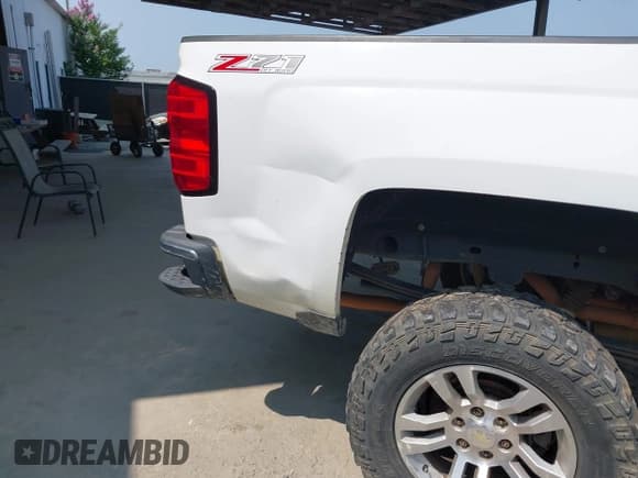 ✅ 2015 Chevrolet Silverado 1500 LTZ • VIN: 3GCUKSEC3FG325336 • Лот: 42412704. Опубликован ранее на IAAI с пробегом 256 838 миль. Бесплатный доступ к архиву аукционных продаж из США и подробный отчёт об истории автомобиля на DreamBid. Изображение 18.