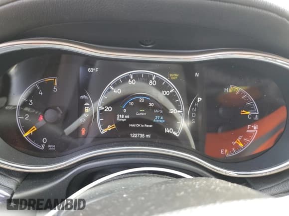 ✅ 2015 Jeep Grand Cherokee Overland • VIN: 1C4RJFCM8FC871547 • Lot: 85890835. Listed on Copart with 122,735 mi. Free auction sales archive from the USA and detailed vehicle history report at DreamBid. Image 9.