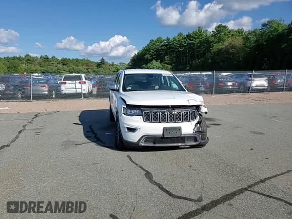 ✅ 2018 Jeep Grand Cherokee Limited • VIN: 1C4RJFBG5JC167178 • Lot: 82045665. Listed on Copart with 110,898 mi. Free auction sales archive from the USA and detailed vehicle history report at DreamBid. Image 14.
