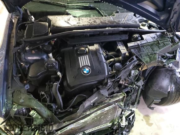 ✅ 2011 BMW 3 Series 328i xDrive • VIN: WBAPK5C51BF122828 • Lot: 90359855. Listed on Copart with 109,383 mi. Free auction sales archive from the USA and detailed vehicle history report at DreamBid. Image 11.