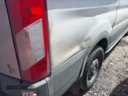 ✅ 2018 Ford Transit • VIN: 1FTYE1CMXJKA35806 • Лот: 41652642. Опубликован ранее на IAAI с пробегом 200 828 миль. Бесплатный доступ к архиву аукционных продаж из США и подробный отчёт об истории автомобиля на DreamBid. Изображение 6.