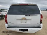 ✅ 2007 Chevrolet Suburban LT • VIN: 3GNFC16007G151156 • Lot: 78801144. Wystawiony na Copart z przebiegiem 195 162 mil. Bezpłatny archiwum sprzedaży aukcyjnych z USA i szczegółowy raport historii pojazdu na DreamBid. Zdjęcie 6.