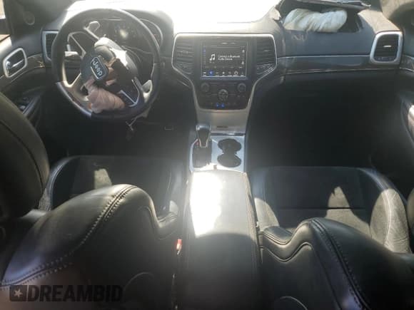 ✅ 2018 Jeep Grand Cherokee Trackhawk • VIN: 1C4RJFN95JC310109 • Лот: 70165525. Опубликован ранее на Copart с пробегом 89 465 миль. Бесплатный доступ к архиву аукционных продаж из США и подробный отчёт об истории автомобиля на DreamBid. Изображение 8.