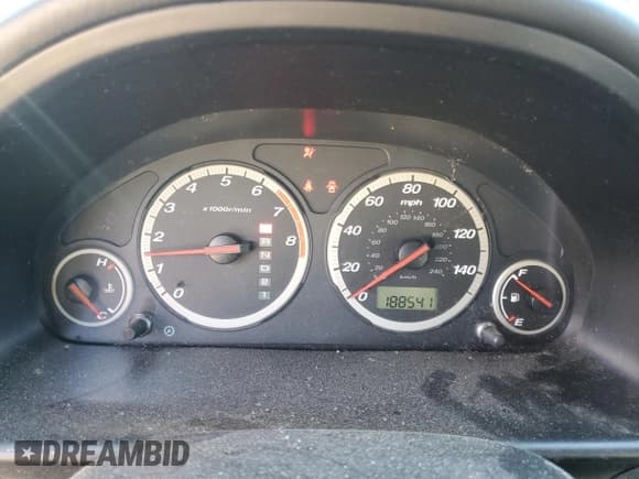 ✅ 2006 Honda CR-V LX • VIN: JHLRD78506C041193 • Lot: 86471475. Wystawiony na Copart z przebiegiem 188 541 mil. Bezpłatny archiwum sprzedaży aukcyjnych z USA i szczegółowy raport historii pojazdu na DreamBid. Zdjęcie 9.