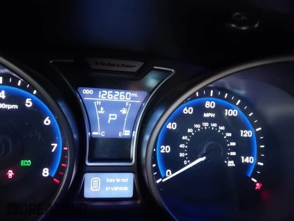 ✅ 2013 Hyundai Veloster Turbo • VIN: KMHTC6AE2DU178083 • Lot: 43039378. Wystawiony na IAAI z przebiegiem 126 260 mil. Bezpłatny archiwum sprzedaży aukcyjnych z USA i szczegółowy raport historii pojazdu na DreamBid. Zdjęcie 7.