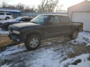 ✅ 2003 Chevrolet S-10 LS • VIN: 1GCDT13X03K116895 • Лот: 45236065. Опубликован ранее на Copart с пробегом 216 263 миль. Бесплатный доступ к архиву аукционных продаж из США и подробный отчёт об истории автомобиля на DreamBid. Изображение 1.