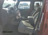 ✅ 2010 Jeep Wrangler Unlimited Sahara • VIN: 1J4BA5H11AL128127 • Лот: 82087515. Опубликован ранее на Copart с пробегом 147 029 миль. Бесплатный доступ к архиву аукционных продаж из США и подробный отчёт об истории автомобиля на DreamBid. Изображение 7.