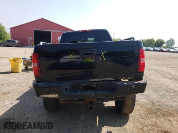 ✅ 2010 Chevrolet Silverado 2500HD LT • VIN: 1GC4KXBG5AF153325 • Lot: 64209595. Wystawiony na Copart z przebiegiem 347 651 mil. Bezpłatny archiwum sprzedaży aukcyjnych z USA i szczegółowy raport historii pojazdu na DreamBid. Zdjęcie 6.