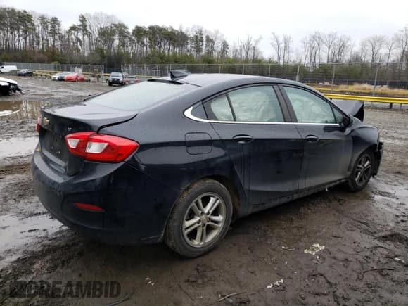 ✅ 2016 Chevrolet Cruze LT • VIN: 1G1BE5SM3G7267795 • Лот: 37272543. Опубликован ранее на Copart с пробегом 140 943 миль. Бесплатный доступ к архиву аукционных продаж из США и подробный отчёт об истории автомобиля на DreamBid. Изображение 3.