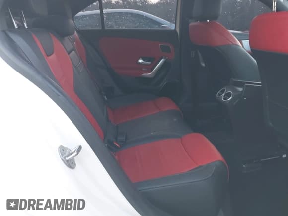 ✅ 2021 Mercedes-Benz A 35 AMG • VIN: W1K3G5BB6MJ307912 • Lot: 41804931. Listed on IAAI with 78,532 mi. Free auction sales archive from the USA and detailed vehicle history report at DreamBid. Image 8.