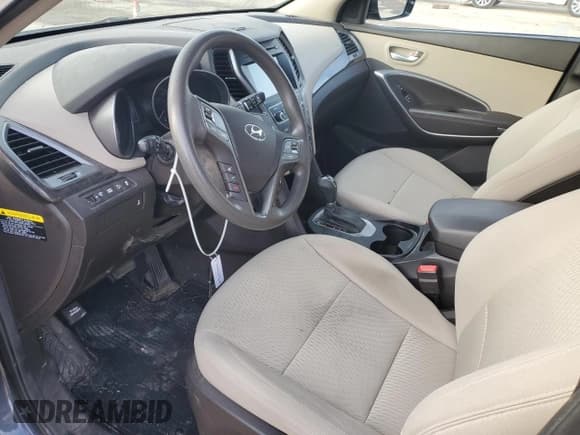 ✅ 2017 Hyundai Santa Fe 2.4L • VIN: 5XYZUDLB8HG387130 • Лот: 80882123. Опубликован ранее на Copart с пробегом 62 019 миль. Бесплатный доступ к архиву аукционных продаж из США и подробный отчёт об истории автомобиля на DreamBid. Изображение 7.