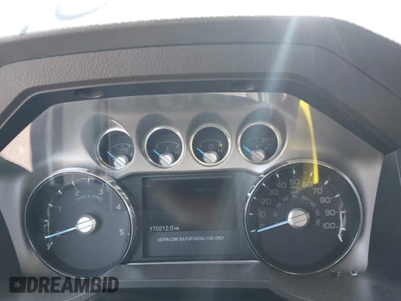 ✅ 2013 Ford F-250 XL • VIN: 1FT7W2BT6DEB55273 • Lot: 42323813. Listed on IAAI with 170,212 mi. Free auction sales archive from the USA and detailed vehicle history report at DreamBid. Image 7.