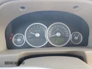 ✅ 2005 Mercury Mariner Convenience • VIN: 4M2YU56Z35DJ27331 • Лот: 77004394. Опубликован ранее на Copart с пробегом 242 183 миль. Бесплатный доступ к архиву аукционных продаж из США и подробный отчёт об истории автомобиля на DreamBid. Изображение 9.