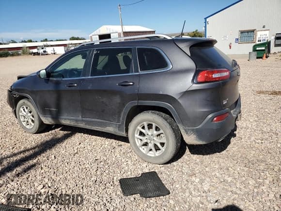 ✅ 2016 Jeep Cherokee Latitude • VIN: 1C4PJMCS4GW101629 • Лот: 84596495. Опубликован ранее на Copart с пробегом 148 509 миль. Бесплатный доступ к архиву аукционных продаж из США и подробный отчёт об истории автомобиля на DreamBid. Изображение 2.