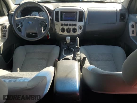 ✅ 2006 Ford Escape Hybrid • VIN: 1FMYU96H36KA20759 • Lot: 83760845. Listed on Copart with 204,614 mi. Free auction sales archive from the USA and detailed vehicle history report at DreamBid. Image 8.