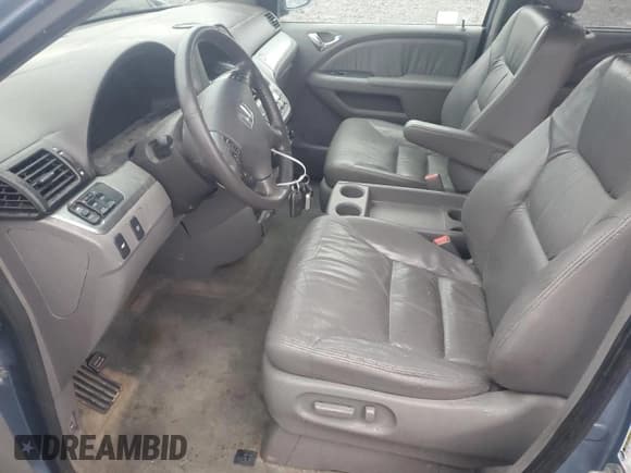 ✅ 2010 Honda Odyssey EX-L • VIN: 5FNRL3H75AB056083 • Lot: 91413545. Listed on Copart with 211,442 mi. Free auction sales archive from the USA and detailed vehicle history report at DreamBid. Image 7.