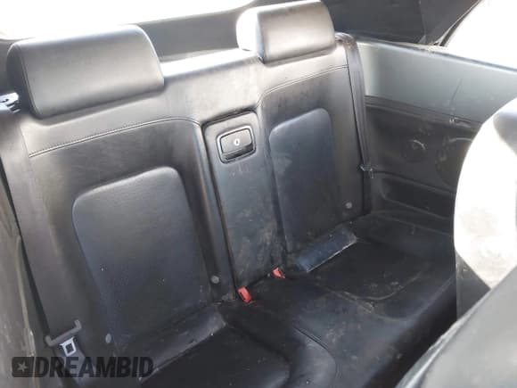 ✅ 2006 Volkswagen Beetle • VIN: 3VWRF31Y46M332134 • Лот: 43544817. Опубликован ранее на IAAI с пробегом 82 264 миль. Бесплатный доступ к архиву аукционных продаж из США и подробный отчёт об истории автомобиля на DreamBid. Изображение 8.