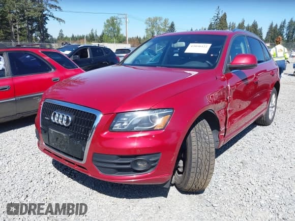✅ 2010 Audi Q5 Premium Plus • VIN: WA1LKAFP9AA096749 • Lot: 42058422. Listed on IAAI with 163,772 mi. Free auction sales archive from the USA and detailed vehicle history report at DreamBid. Image 2.