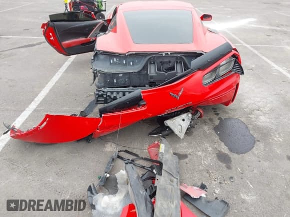 ✅ 2018 Chevrolet Corvette Z06 3LZ • VIN: 1G1YU2D64J5600017 • Lot: 43738256. Listed on IAAI with Not provided. Free auction sales archive from the USA and detailed vehicle history report at DreamBid. Image 16.