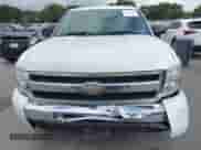 2010 Chevrolet Silverado 1500 LT z VIN 3GCRCSEA3AG185086, wystawiony jako IAAI lot #42563396 z przebiegiem 237 961 mil mil oraz . Historia ofert i sprzedaży dostępna na DreamBid. Obrazek 12.