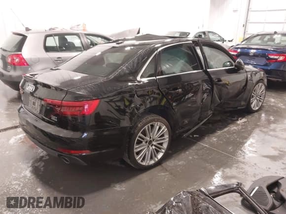 ✅ 2017 Audi A4 • VIN: WAUFNBF4XHN018325 • Lot: 41295582. Wystawiony na IAAI z przebiegiem 65 774 mil. Bezpłatny archiwum sprzedaży aukcyjnych z USA i szczegółowy raport historii pojazdu na DreamBid. Zdjęcie 4.