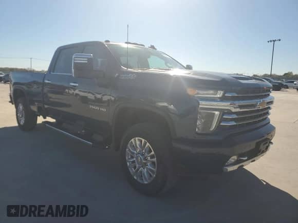 2022 Chevrolet Silverado 3500HD High Country with VIN 1GC4YVEY5NF165925, listed as a Copart auction lot 82040744 with 22,040 mi miles and Salvage title. Bid and sale history available at DreamBid. Image 4.