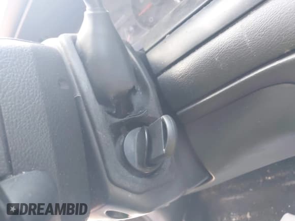 ✅ 2008 Ford Police Interceptor • VIN: 2FAHP71V58X160007 • Lot: 42807248. Wystawiony na IAAI z przebiegiem Nie podano. Bezpłatny archiwum sprzedaży aukcyjnych z USA i szczegółowy raport historii pojazdu na DreamBid. Zdjęcie 11.