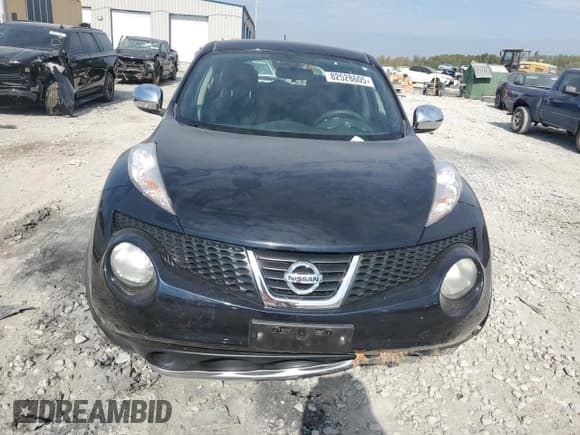 ✅ 2014 Nissan Juke SV • VIN: JN8AF5MR3ET359992 • Lot: 82528605. Listed on Copart with 110,750 mi. Free auction sales archive from the USA and detailed vehicle history report at DreamBid. Image 5.