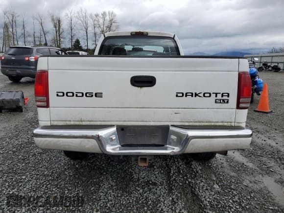 ✅ 2004 Dodge Dakota SLT • VIN: 1D7HG42N14S628373 • Lot: 52440565. Wystawiony na Copart z przebiegiem 137 869 mil. Bezpłatny archiwum sprzedaży aukcyjnych z USA i szczegółowy raport historii pojazdu na DreamBid. Zdjęcie 6.