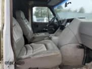 ✅ 1990 Chevrolet Chevy Van • VIN: 2GBEG25K5L4114885 • Lot: 84705545. Wystawiony na Copart z przebiegiem Nie podano. Bezpłatny archiwum sprzedaży aukcyjnych z USA i szczegółowy raport historii pojazdu na DreamBid. Zdjęcie 10.