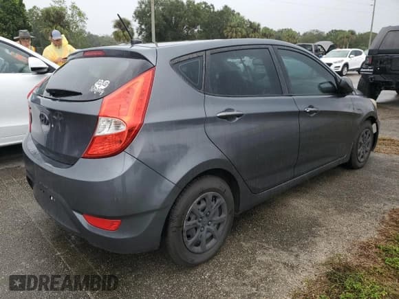 ✅ 2013 Hyundai Accent GS • VIN: KMHCT5AE9DU071235 • Лот: 75939134. Опубликован ранее на Copart с пробегом 143 149 миль. Бесплатный доступ к архиву аукционных продаж из США и подробный отчёт об истории автомобиля на DreamBid. Изображение 3.