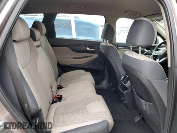 ✅ 2019 Hyundai Santa Fe SEL • VIN: 5NMS33AD2KH004752 • Lot: 56119443. Wystawiony na Copart z przebiegiem 74 379 mil. Bezpłatny archiwum sprzedaży aukcyjnych z USA i szczegółowy raport historii pojazdu na DreamBid. Zdjęcie 11.