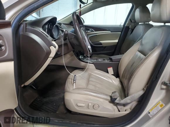 ✅ 2011 Buick Regal CXL RL2 • VIN: 2G4GP5EC3B9211112 • Lot: 92505295. Wystawiony na Copart z przebiegiem 169 599 mil. Bezpłatny archiwum sprzedaży aukcyjnych z USA i szczegółowy raport historii pojazdu na DreamBid. Zdjęcie 7.